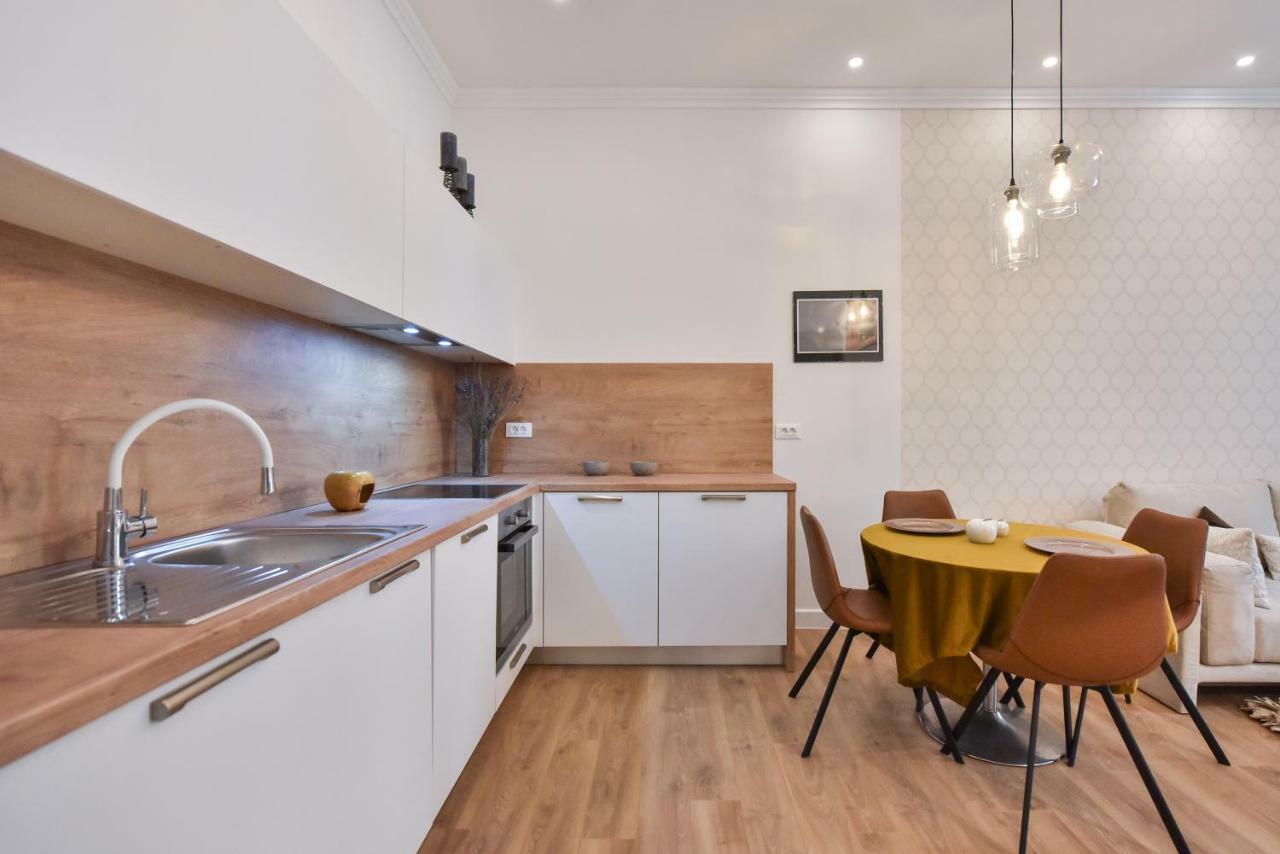 Center Simeon Apartment Zadar Extérieur photo