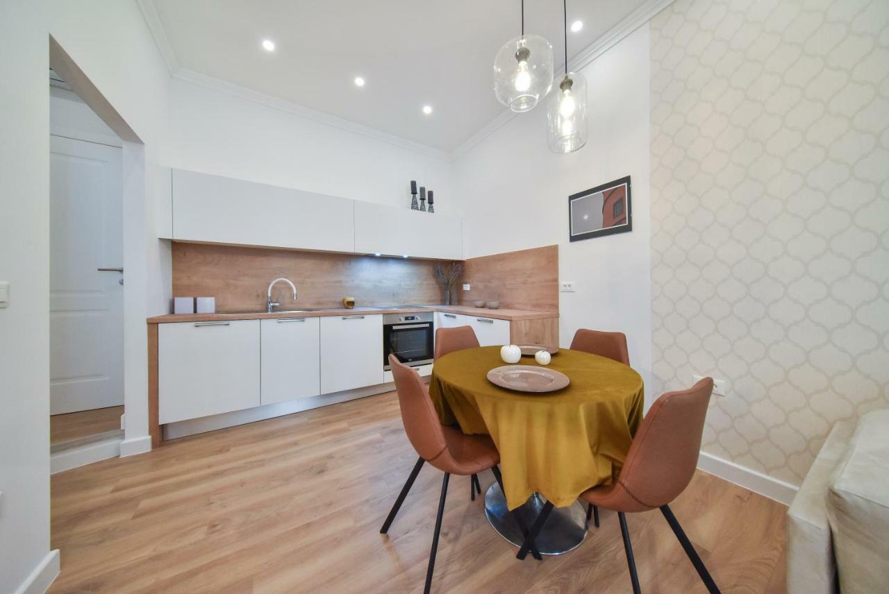 Center Simeon Apartment Zadar Extérieur photo